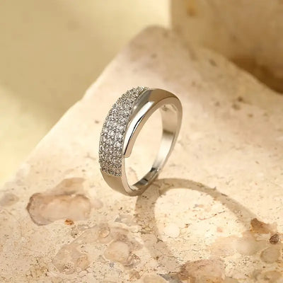 Lunta™ - Elegant Ring