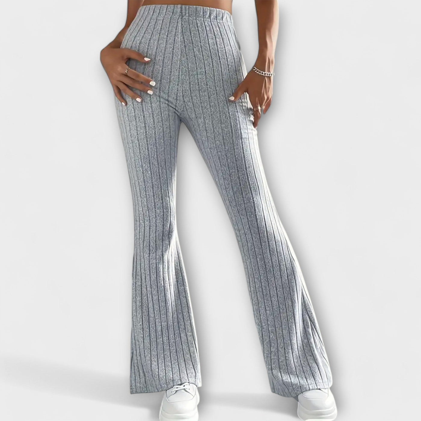 Cerina™ - Elegant Schlagbuks